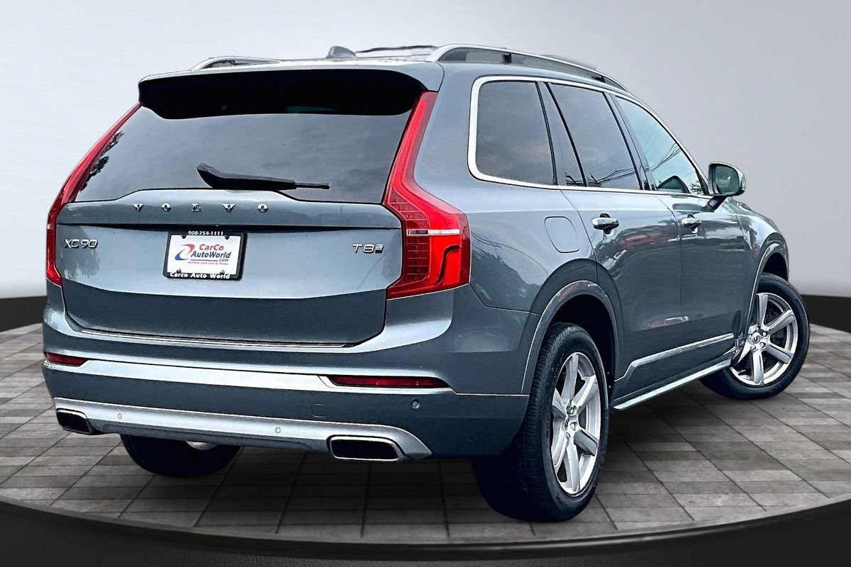 Used 2016 Volvo XC90 T8 Momentum w/ Vision Package AWD/4WD image 5