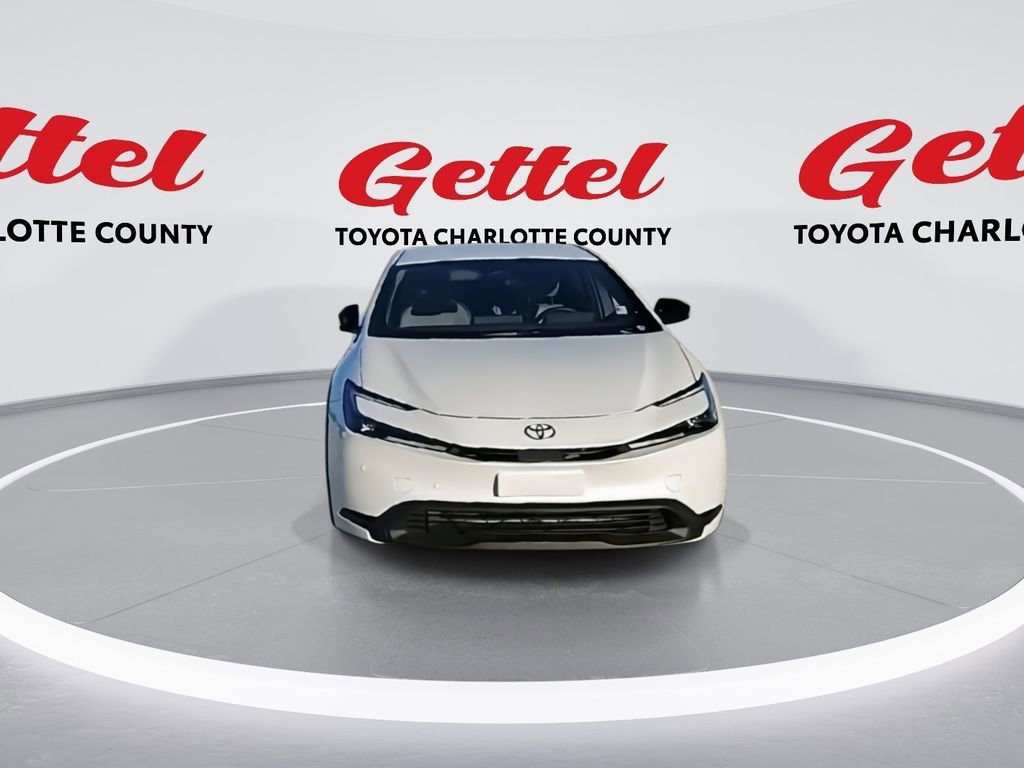 Certified 2025 Toyota Prius LE image 3