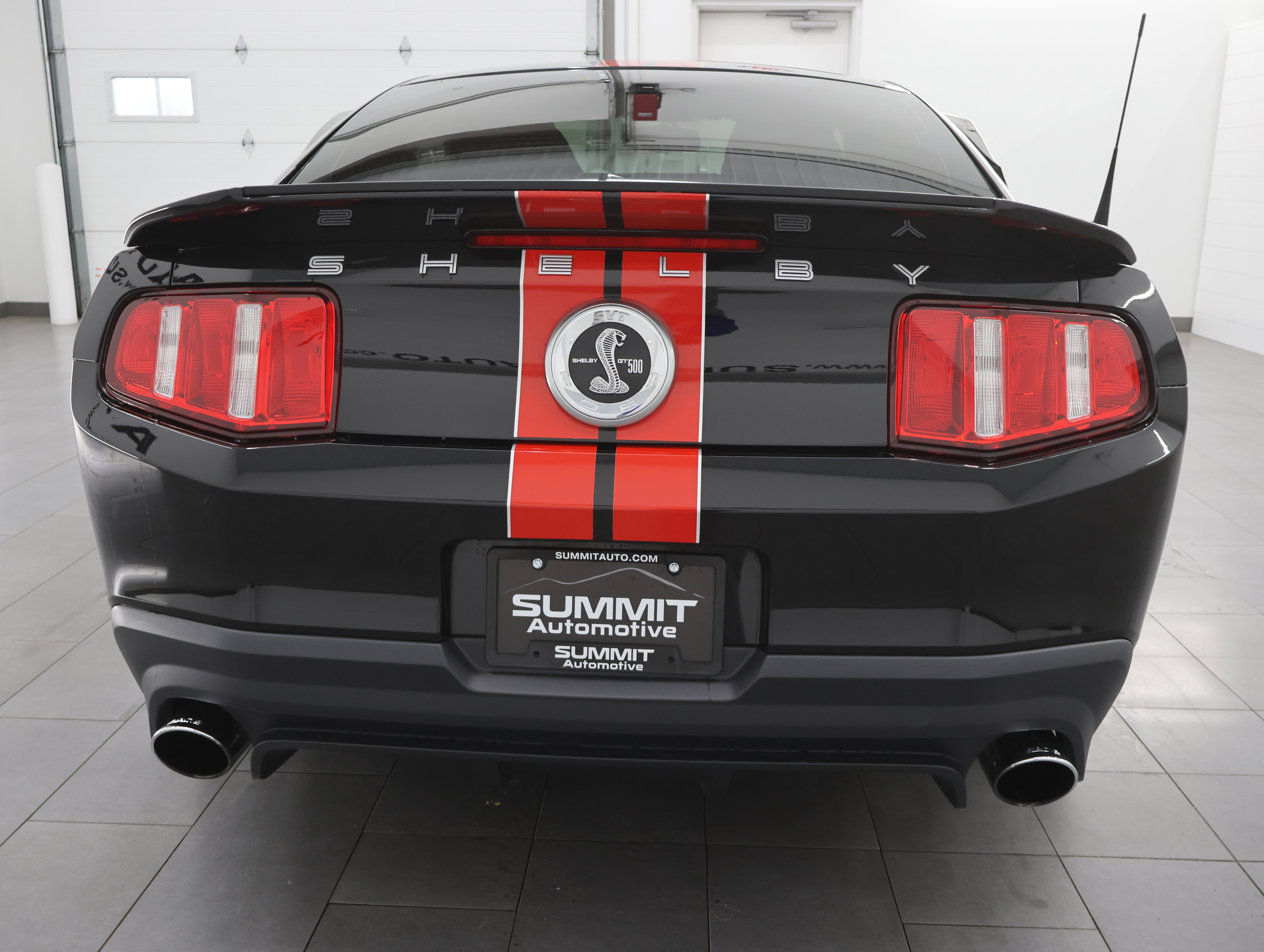 Used 2012 Ford Mustang Shelby GT500 w/ SVT Performance Pkg image 30