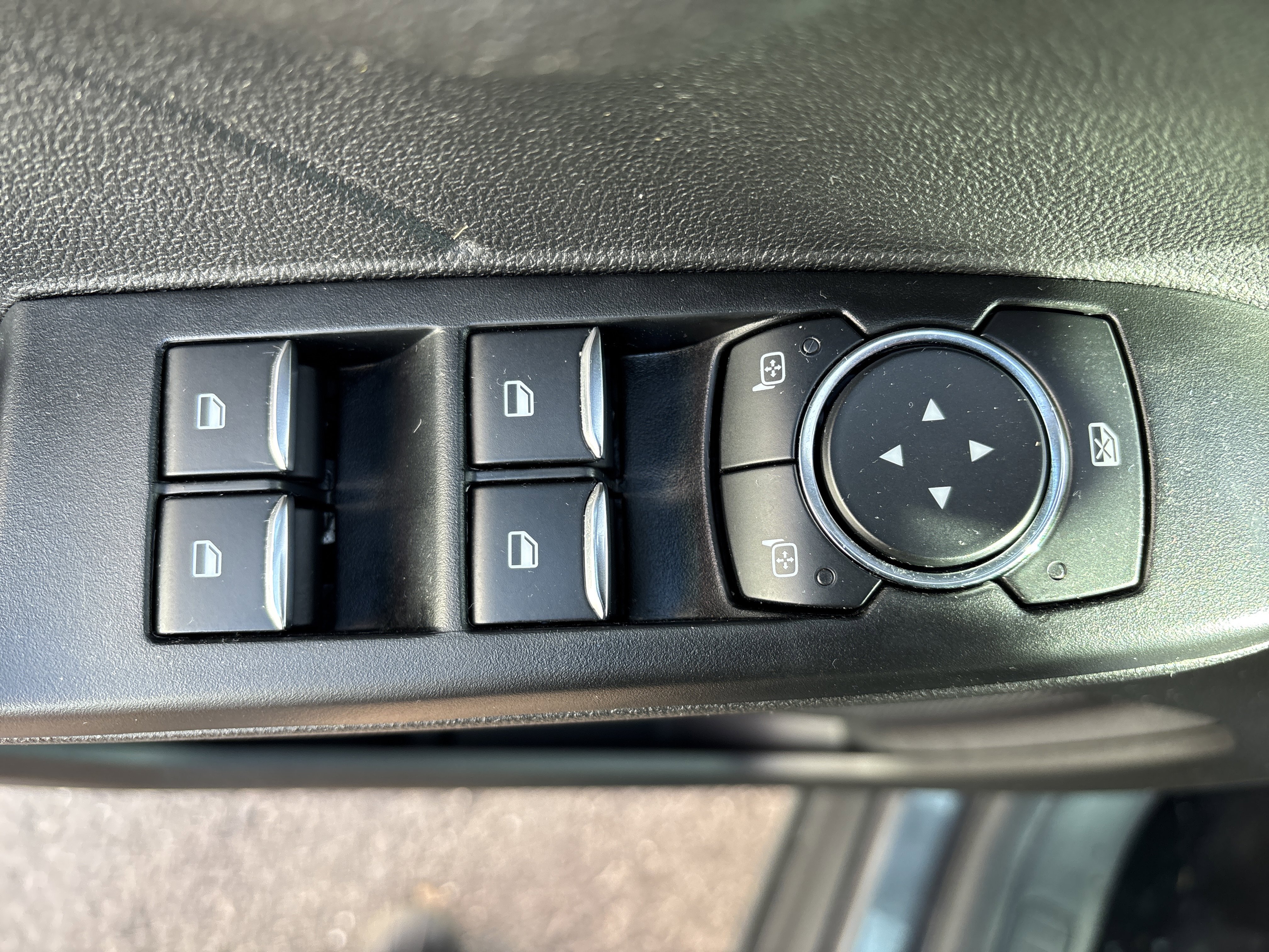 Used 2023 Ford Escape Active image 17