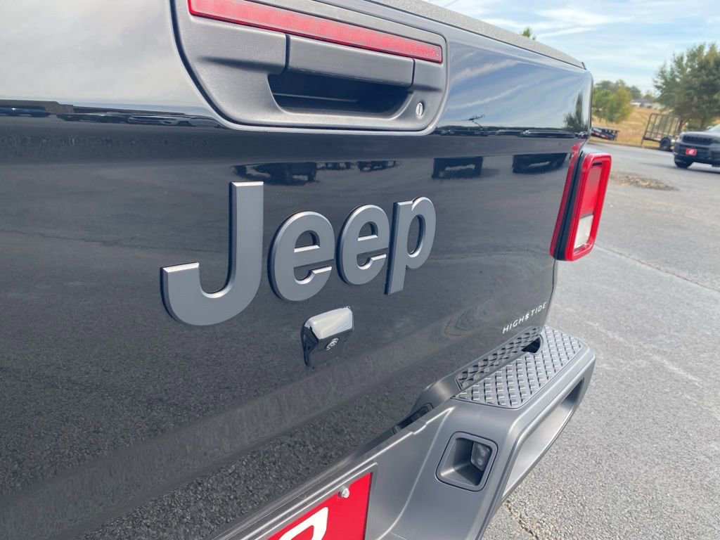 Used 2025 Jeep Gladiator High Tide image 37