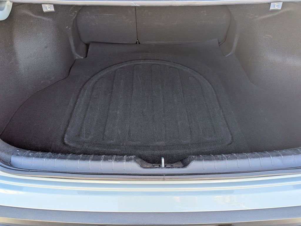 Used 2025 Kia K4 LXS image 28