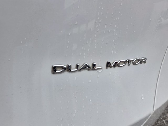 Used 2023 Tesla Model Y Long Range AWD/4WD image 20