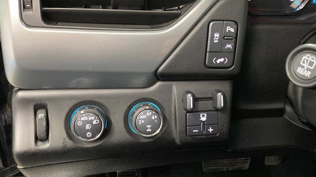 Used 2016 Chevrolet Tahoe LTZ AWD/4WD image 33