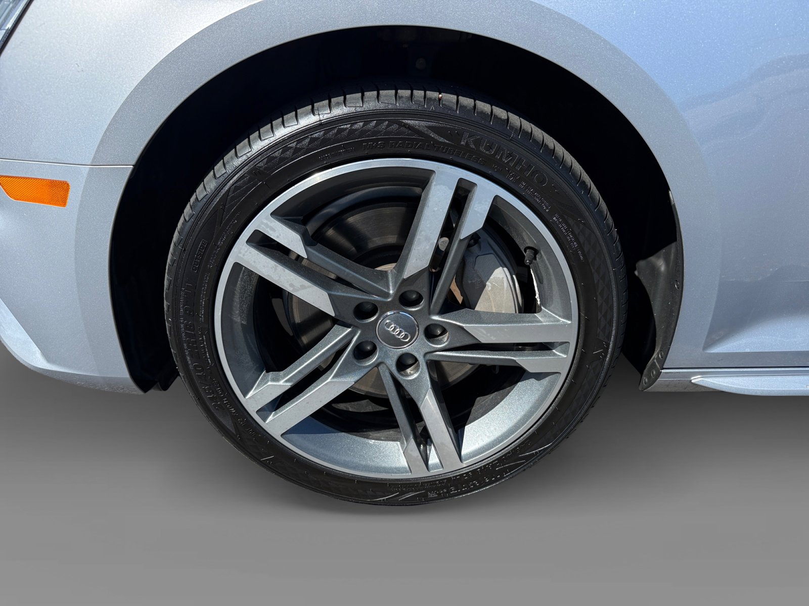 Used 2018 Audi A4 2.0T Premium Plus w/ Premium Plus Package image 9