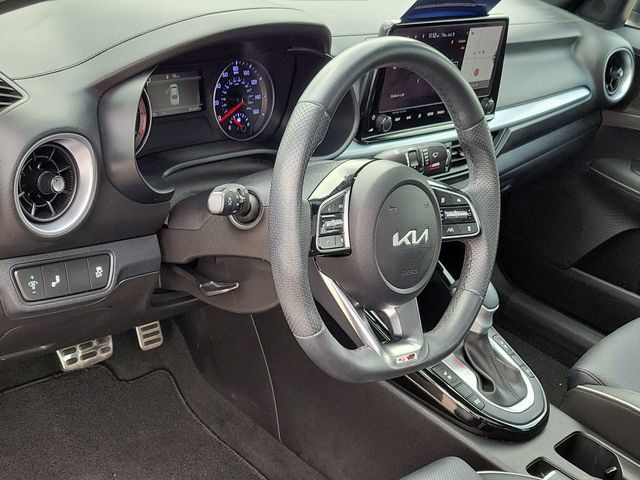 Used 2023 Kia Forte GT-Line w/ GT-Line Premium Package FWD image 8