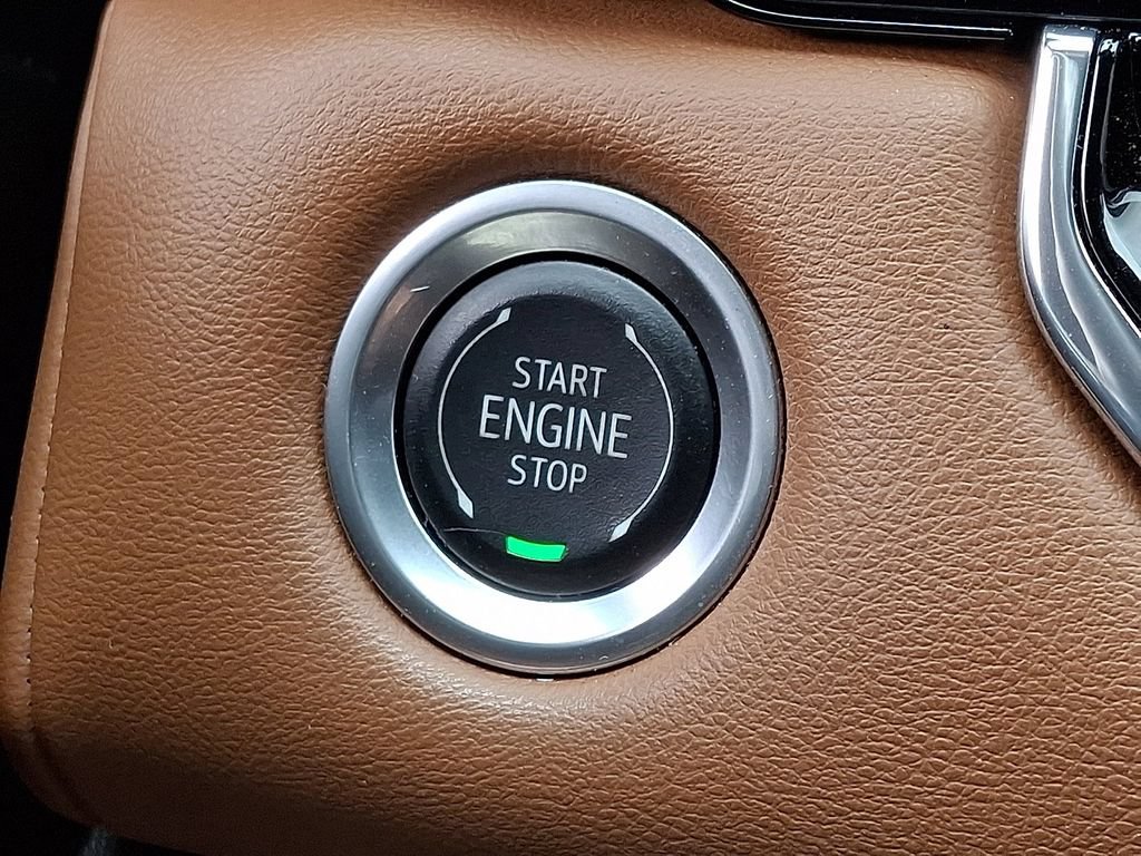 Used 2024 GMC Canyon AT4 w/ Technology Package AWD/4WD image 23