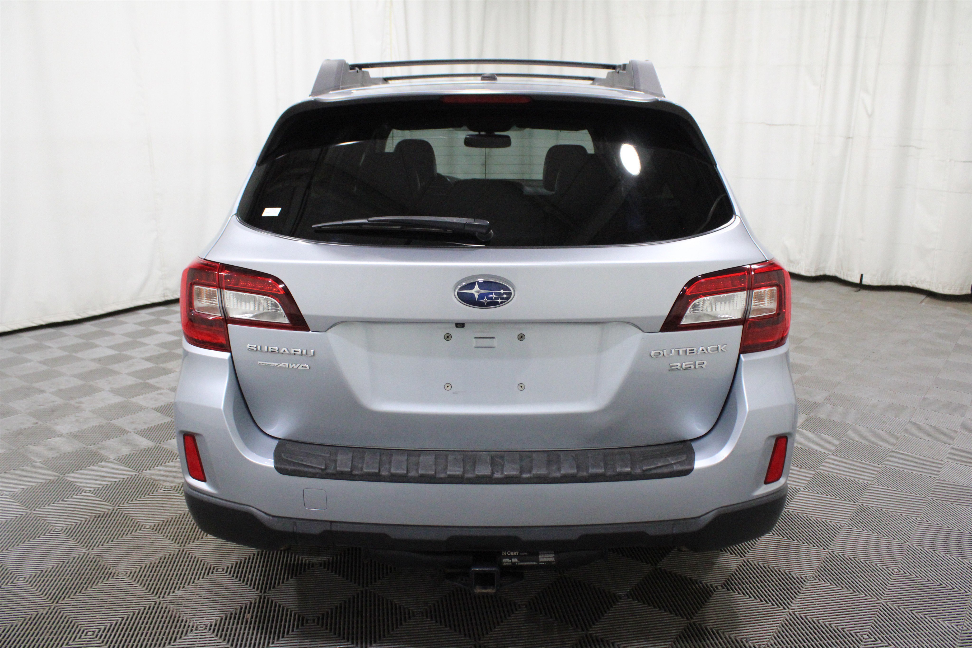 Used 2015 Subaru Outback 3.6R Limited w/ Popular Package #4 image 29