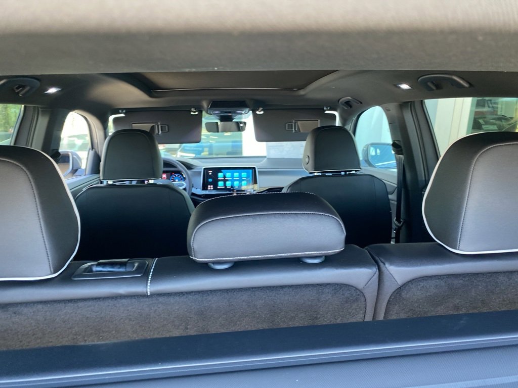 New 2025 Volkswagen Atlas Cross Sport SEL Premium R-Line image 30