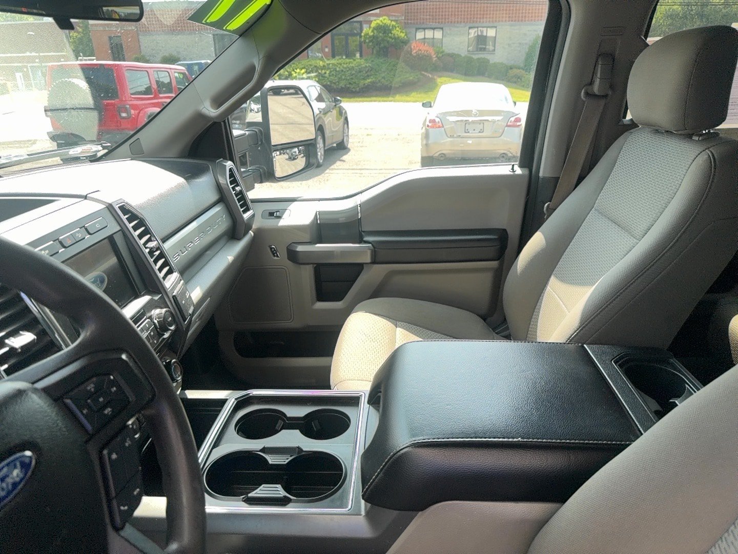 Used 2017 Ford F350 XLT AWD/4WD image 19
