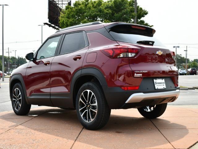 New 2025 Chevrolet TrailBlazer LT w/ Convenience Package image 8