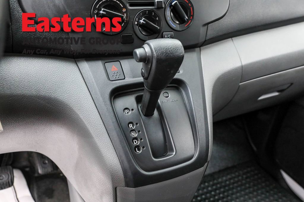 Used 2020 Nissan NV200 S image 13