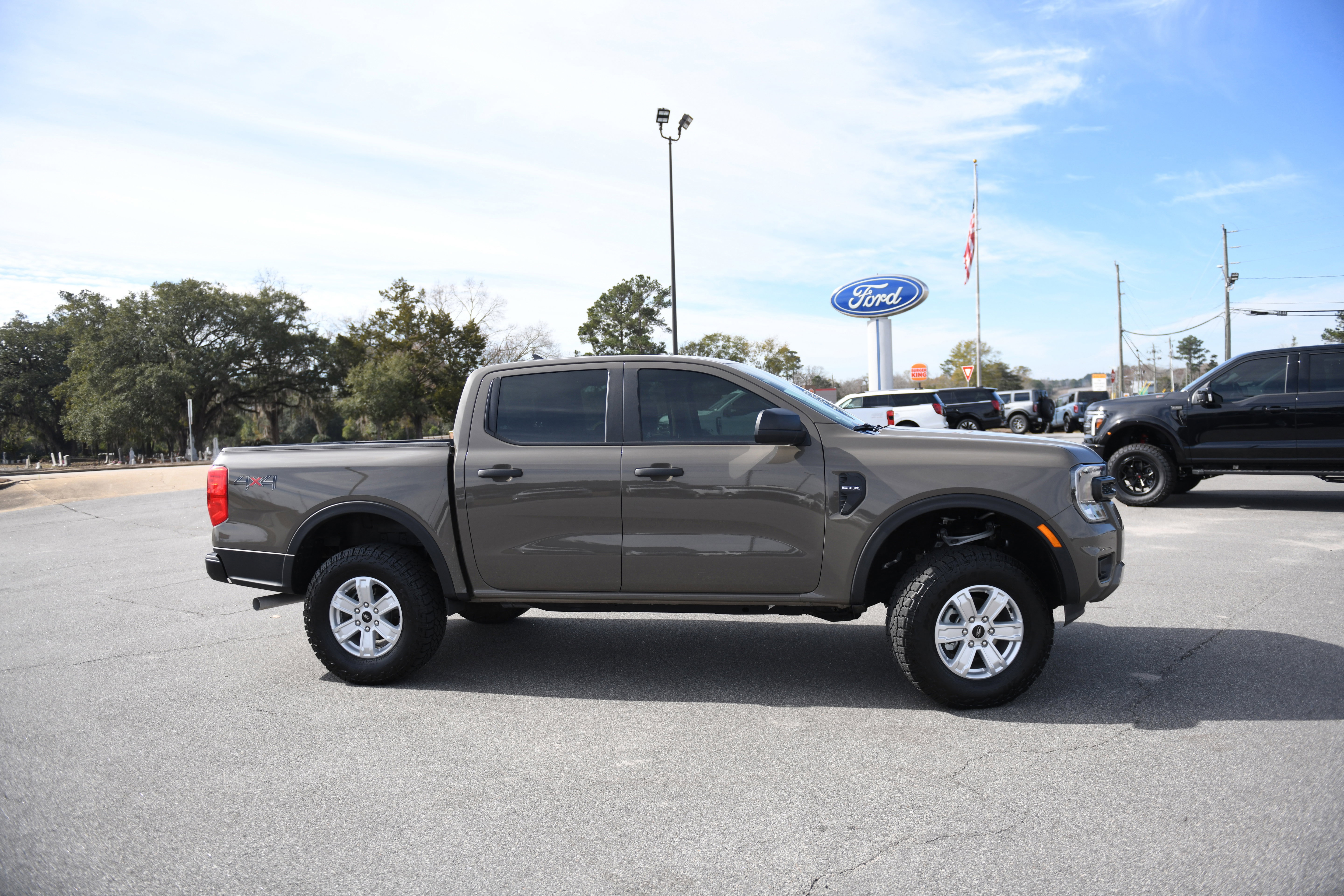 Used 2025 Ford Ranger XL w/ Trailer Tow Package