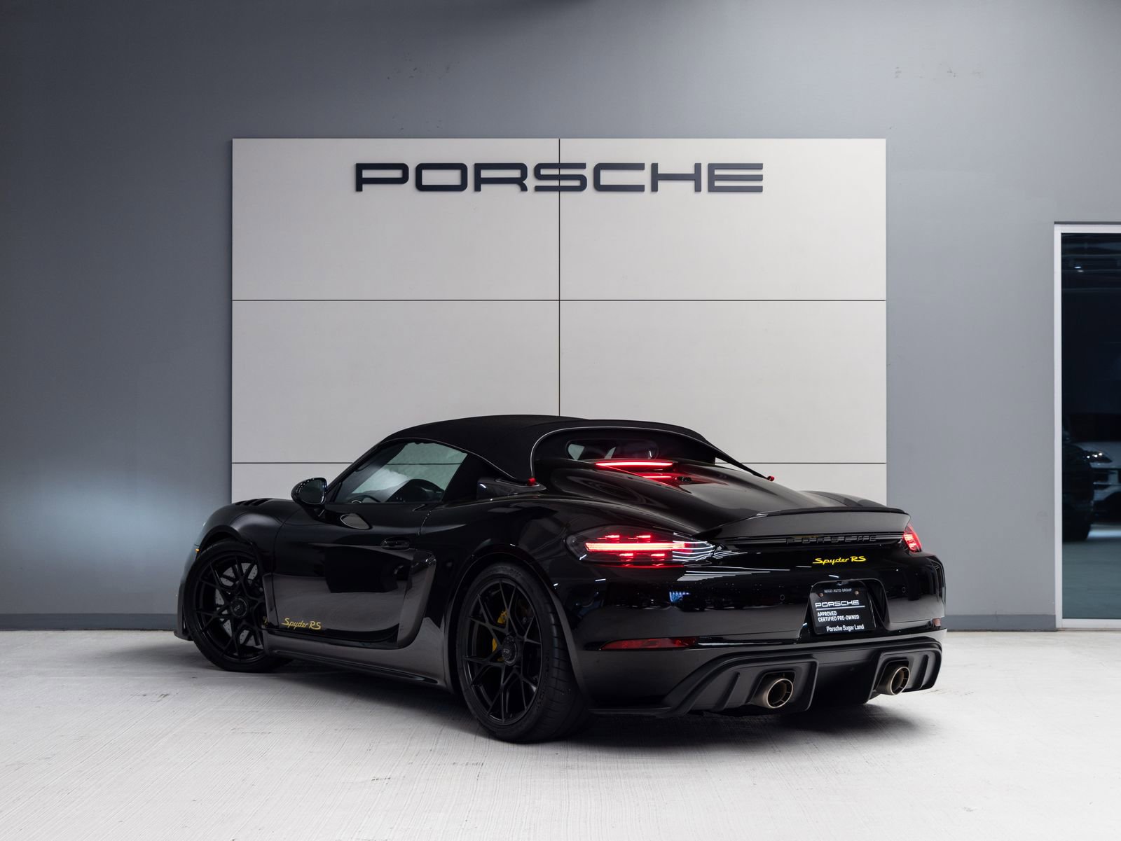 Certified 2025 Porsche 718 Boxster Spyder RS image 3