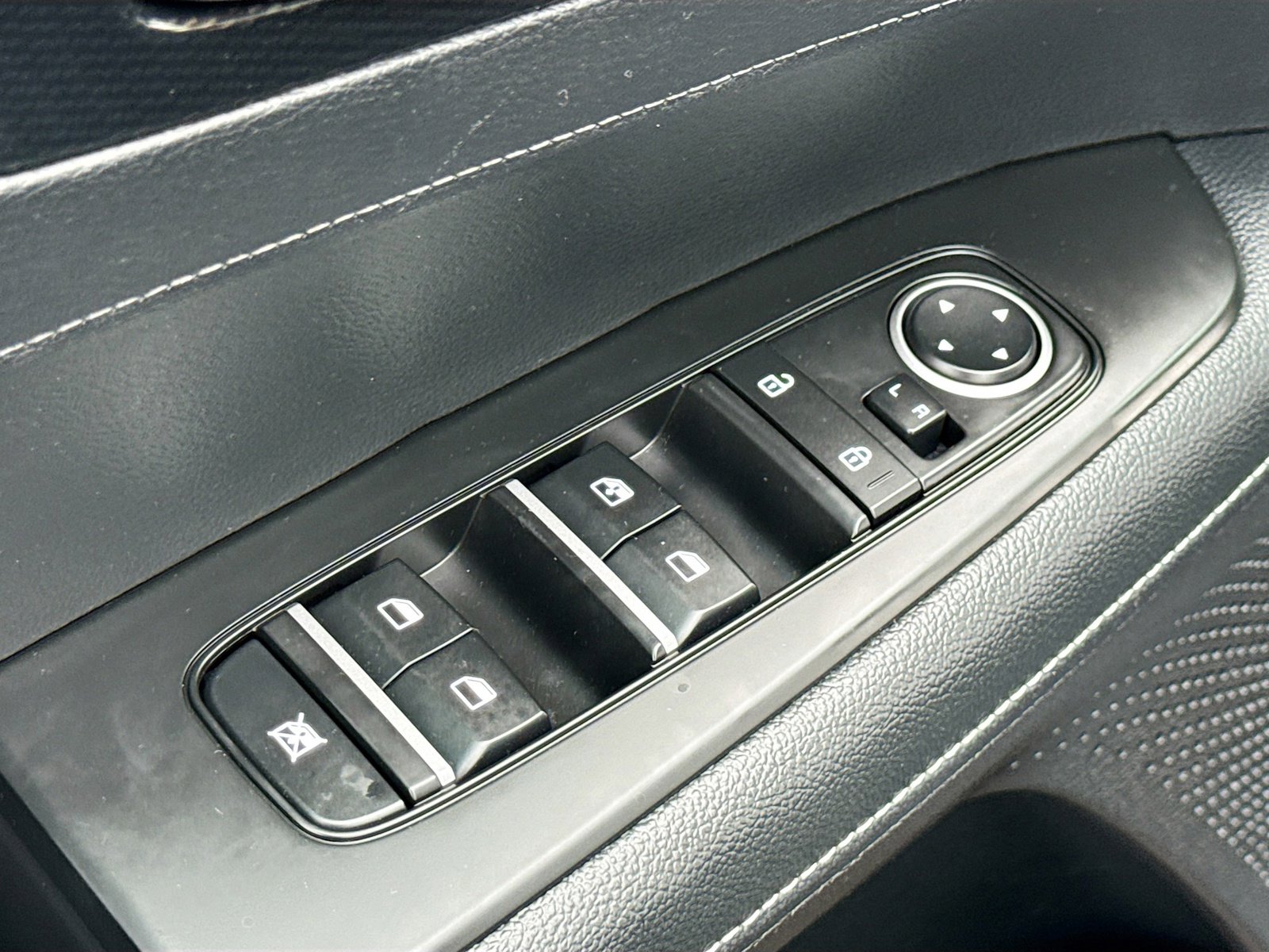Used 2023 Kia Forte GT-Line FWD image 7