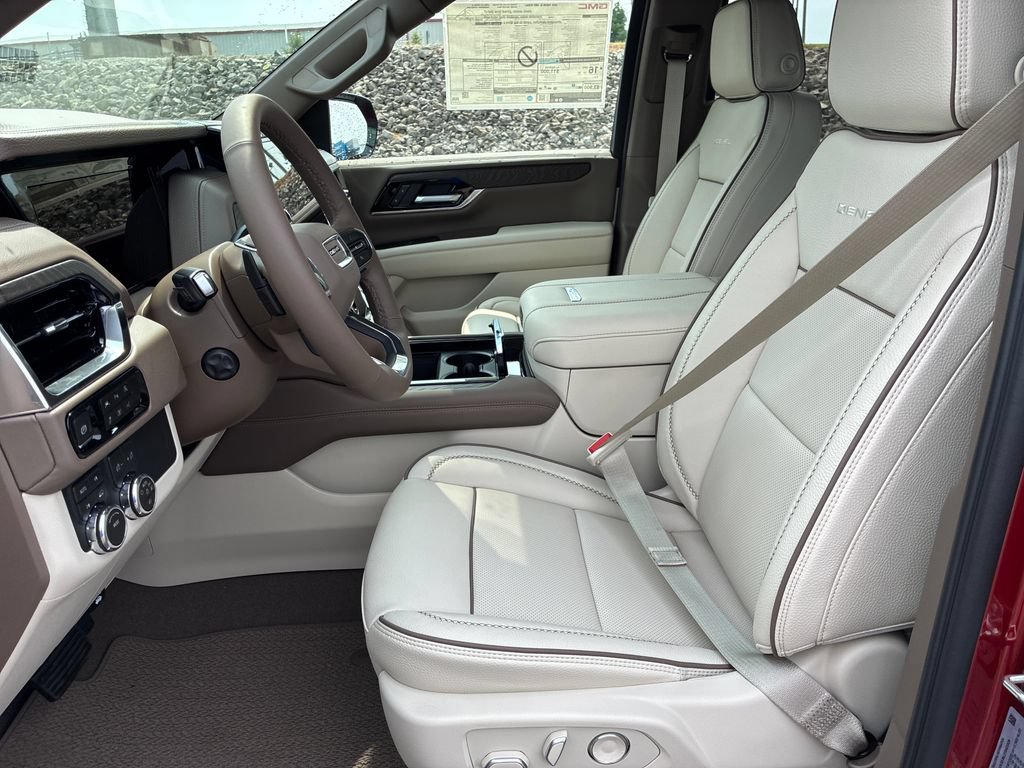 New 2026 GMC Yukon XL Denali w/ Sun & Power Step Package AWD/4WD image 10