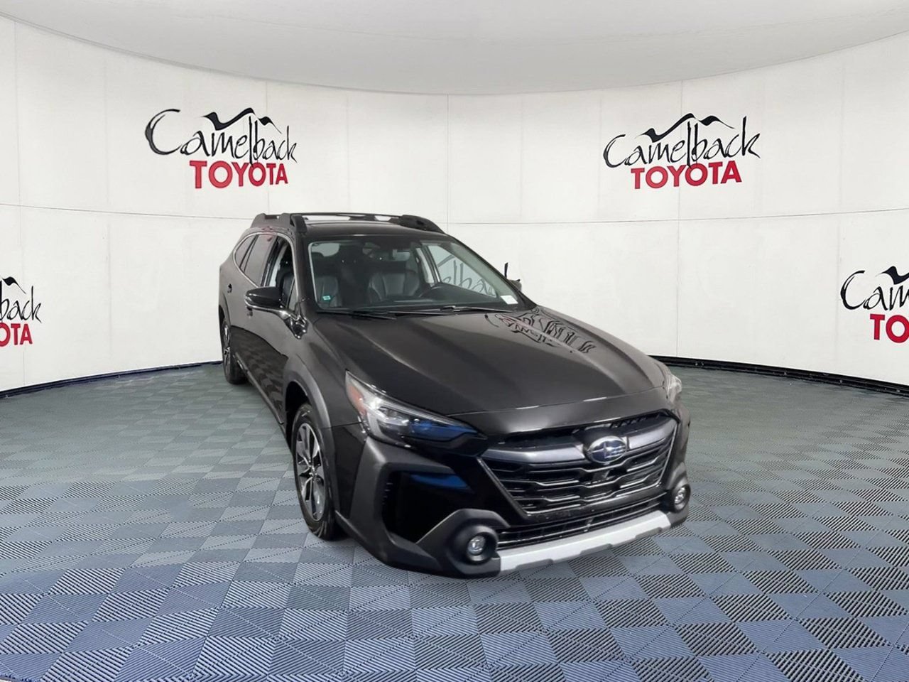 Used 2024 Subaru Outback Limited XT AWD/4WD image 4