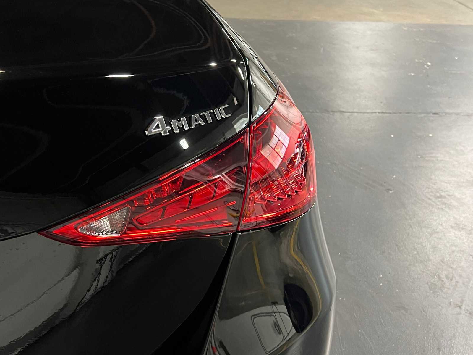 Certified 2025 Mercedes-Benz C 300 4MATIC Sedan image 14