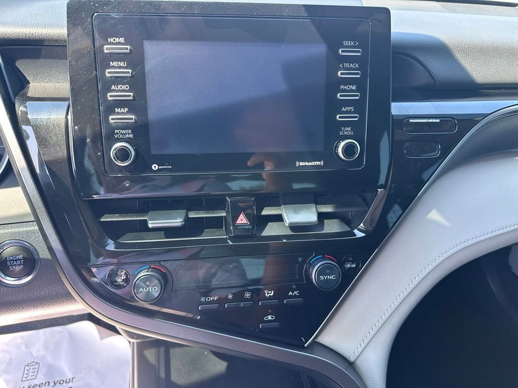 Used 2024 Toyota Camry LE w/ Convenience Package FWD image 15