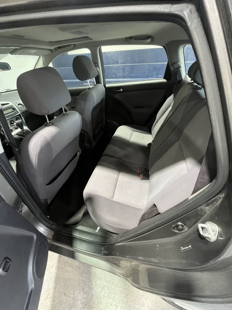 Used 2005 Toyota Matrix XR image 8