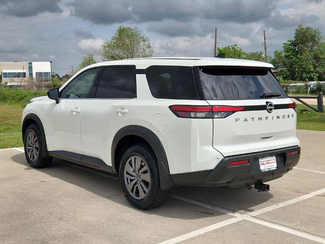 Certified 2025 Nissan Pathfinder S FWD image 7