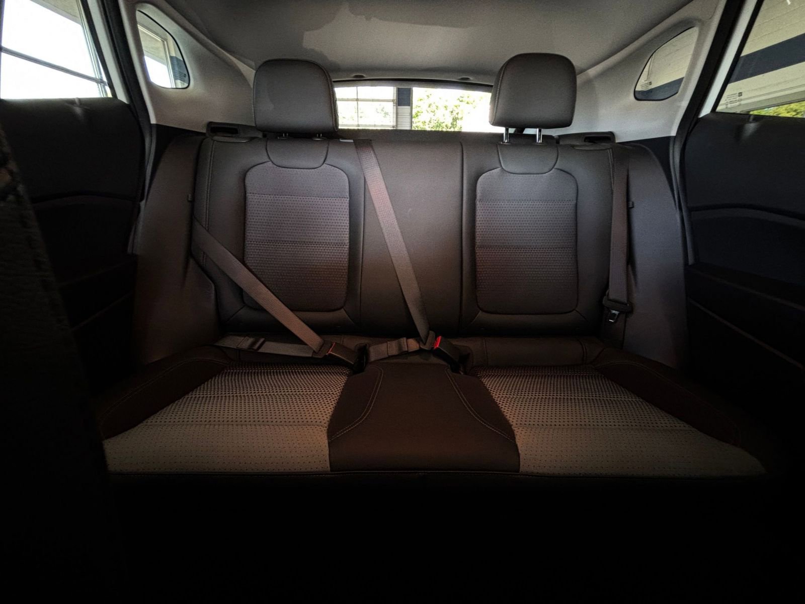 Used 2025 Chevrolet Trax LT image 38