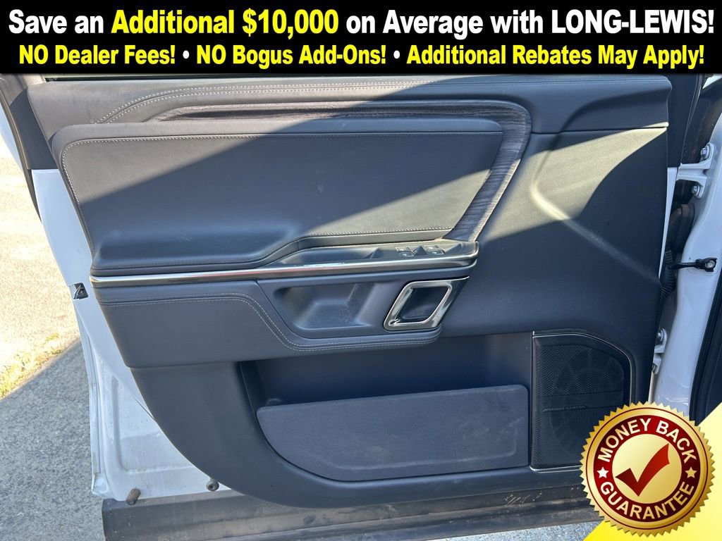 Used 2022 Rivian R1T Adventure image 17