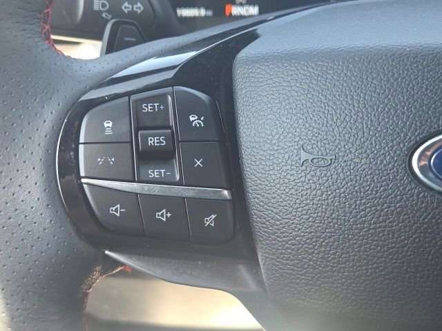 Certified 2025 Ford Explorer ST image 38