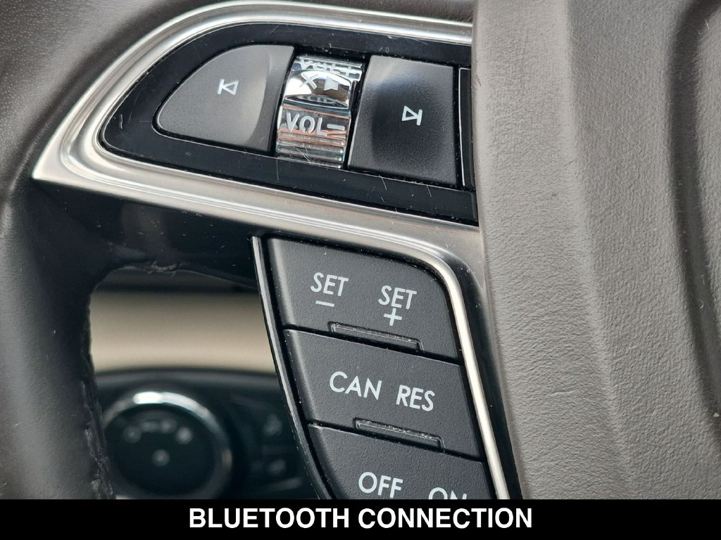 Used 2020 Lincoln Nautilus Reserve AWD/4WD image 6