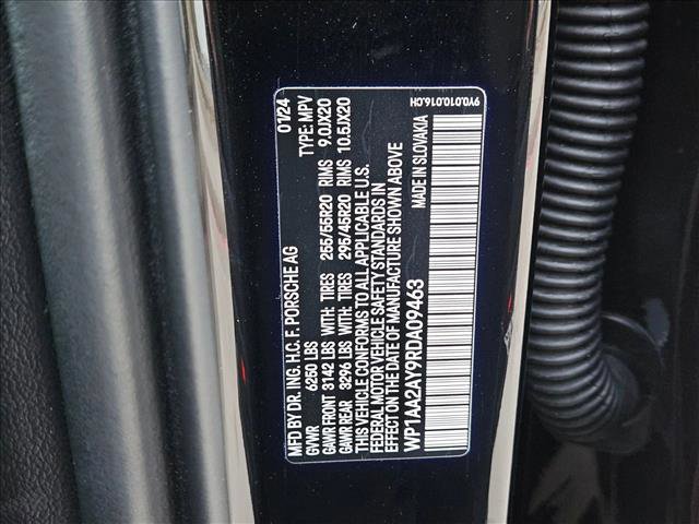 Used 2024 Porsche Cayenne image 26