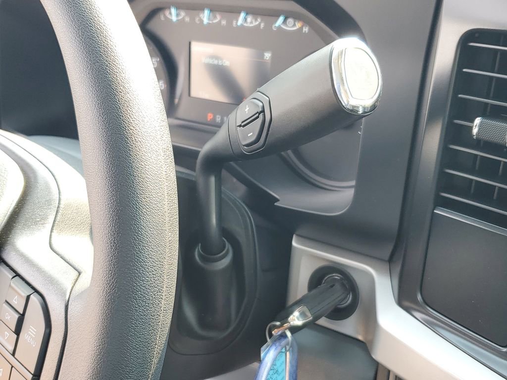 New 2025 Ford F350 4x4 Regular Cab Super Duty image 21