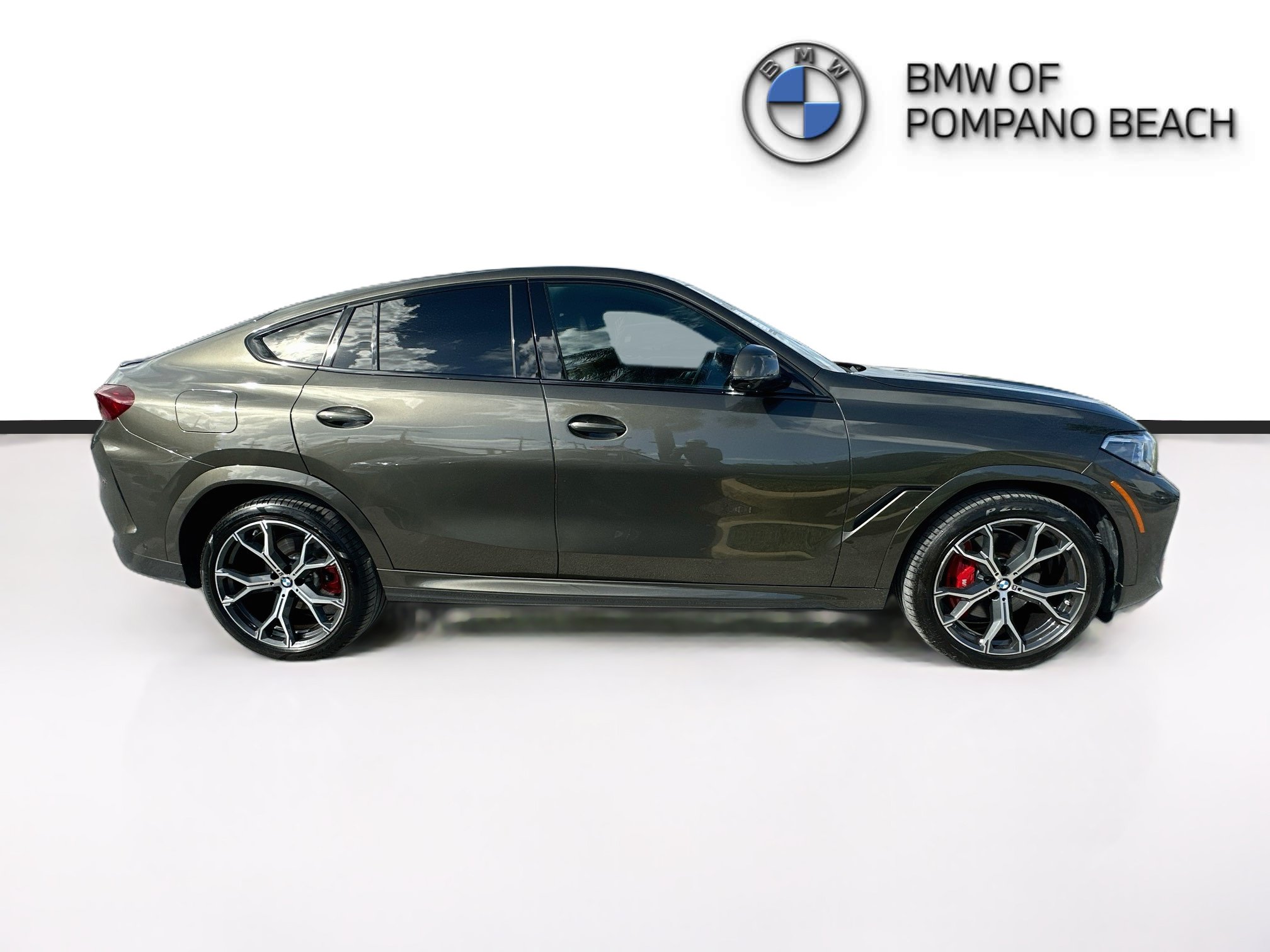 Used 2023 BMW X6 xDrive40i w/ Executive Package AWD/4WD image 8