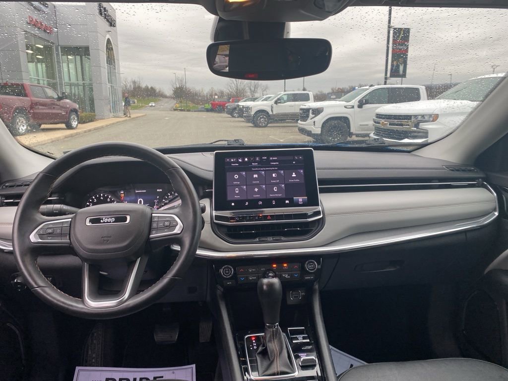 Used 2022 Jeep Compass Limited image 18