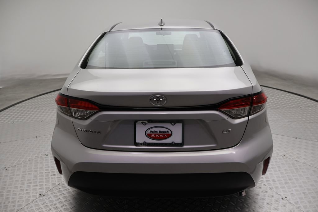 Used 2025 Toyota Corolla LE FWD image 10