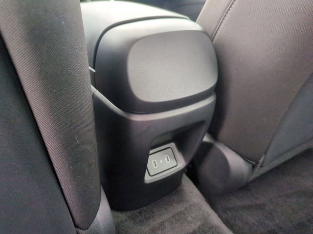 Certified 2025 Hyundai Elantra Sport image 13