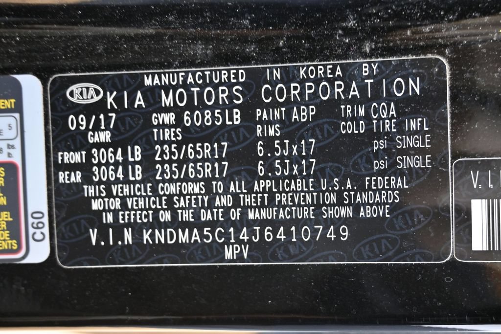 Used 2018 Kia Sedona L FWD image 36