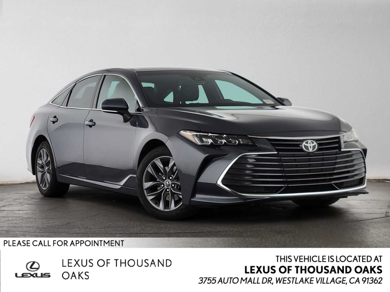 Used 2020 Toyota Avalon XLE w/ Carpet Mat Package