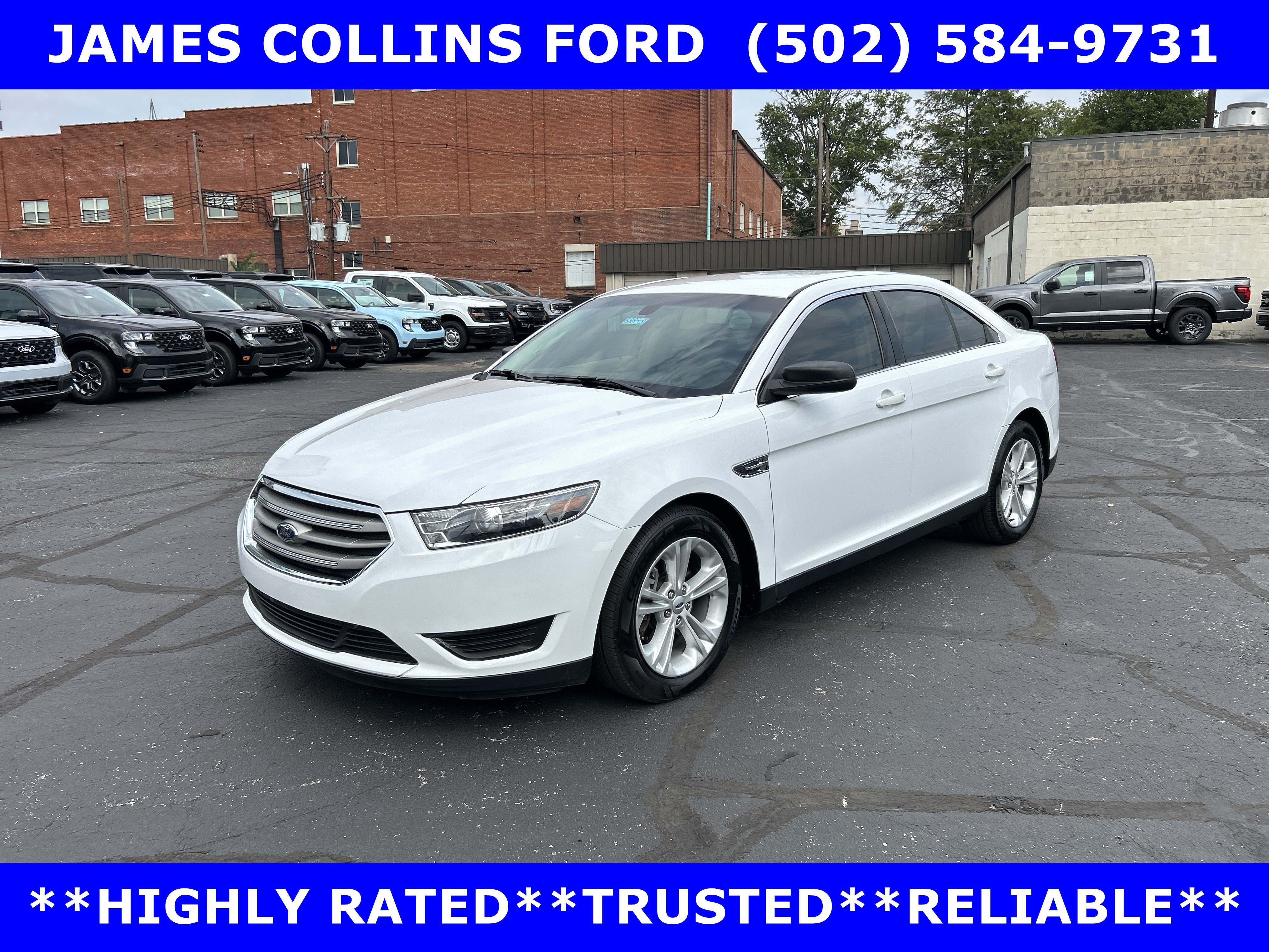 Used 2017 Ford Taurus SE FWD image 4