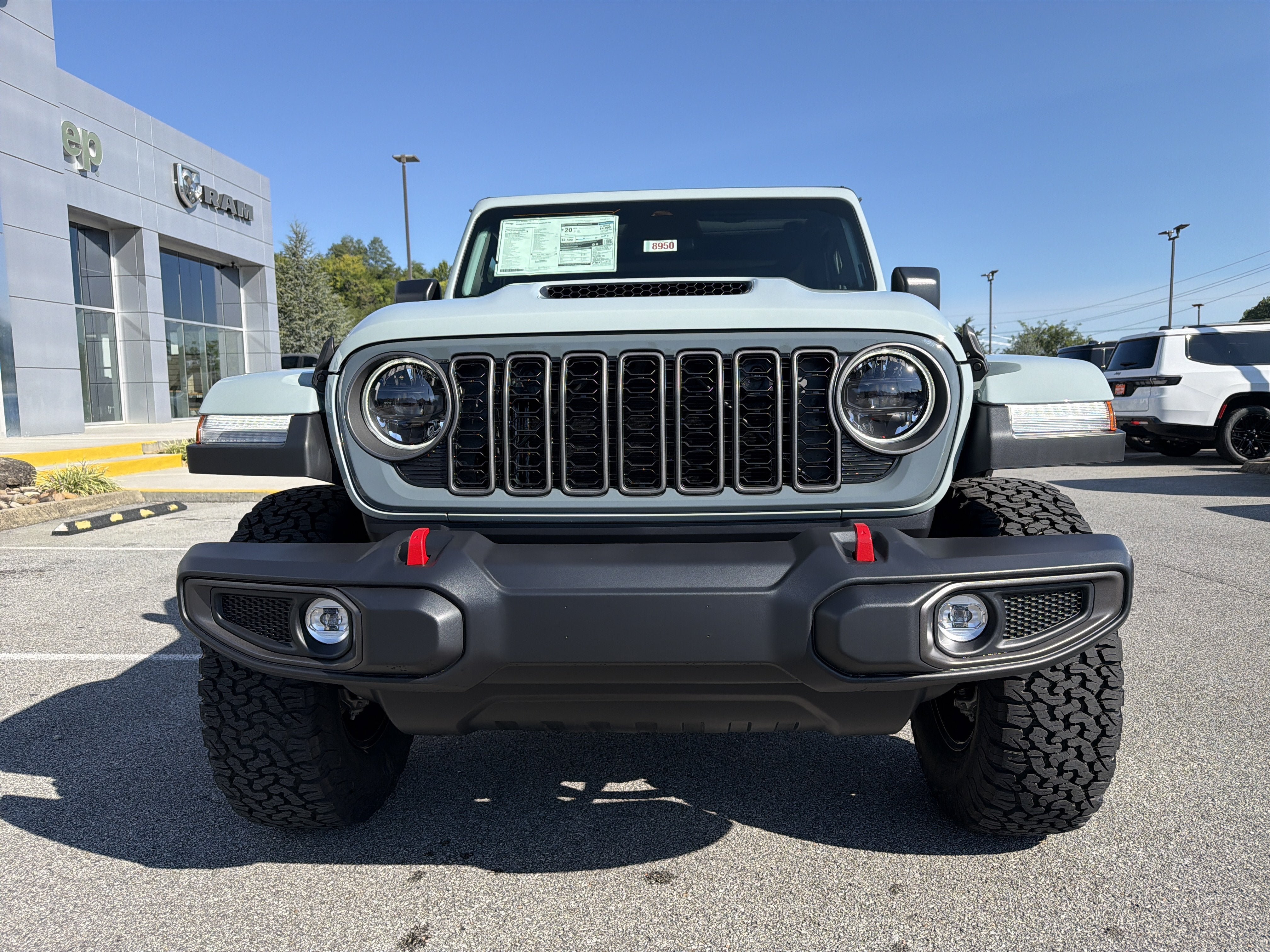 New 2026 Jeep Wrangler Unlimited Rubicon w/ Rockslide Package AWD/4WD image 3