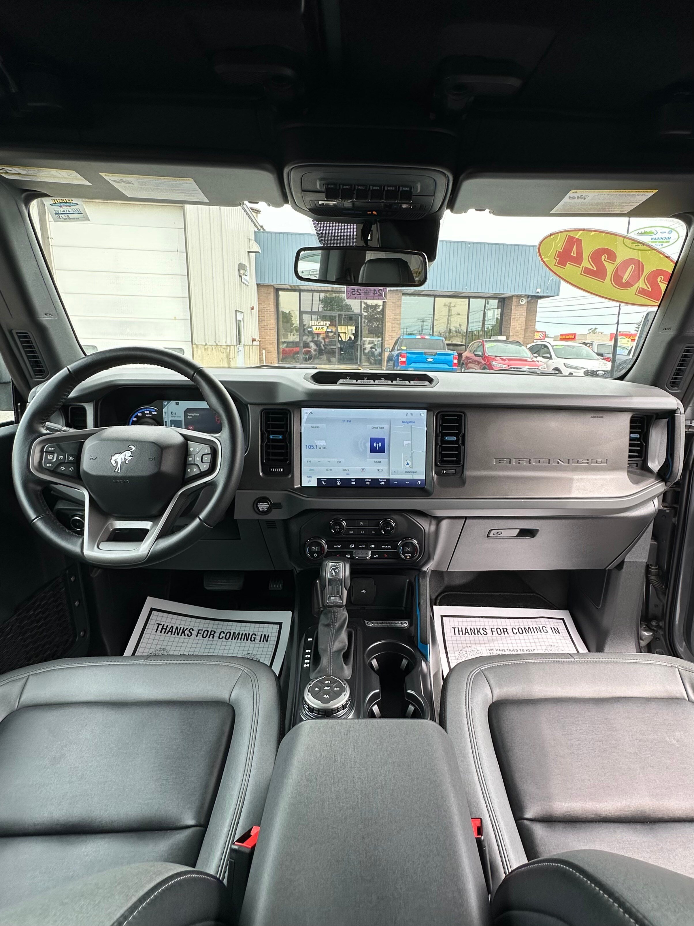 New 2024 Ford Bronco Black Diamond w/ Sasquatch Package AWD/4WD image 19