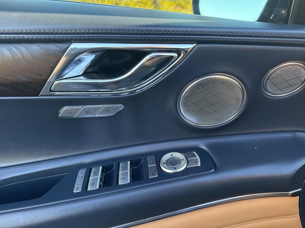 Used 2021 Genesis GV80 2.5T w/ Prestige Package 04 image 12