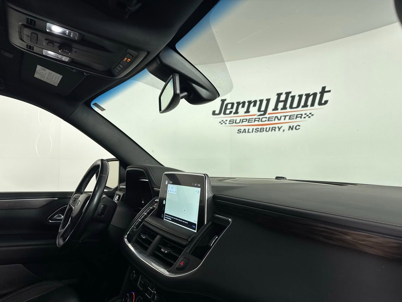 Used 2022 Chevrolet Tahoe Z71 image 33