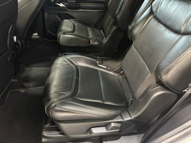 Used 2021 Ford Explorer ST w/ Equipment Group 401A AWD/4WD image 27