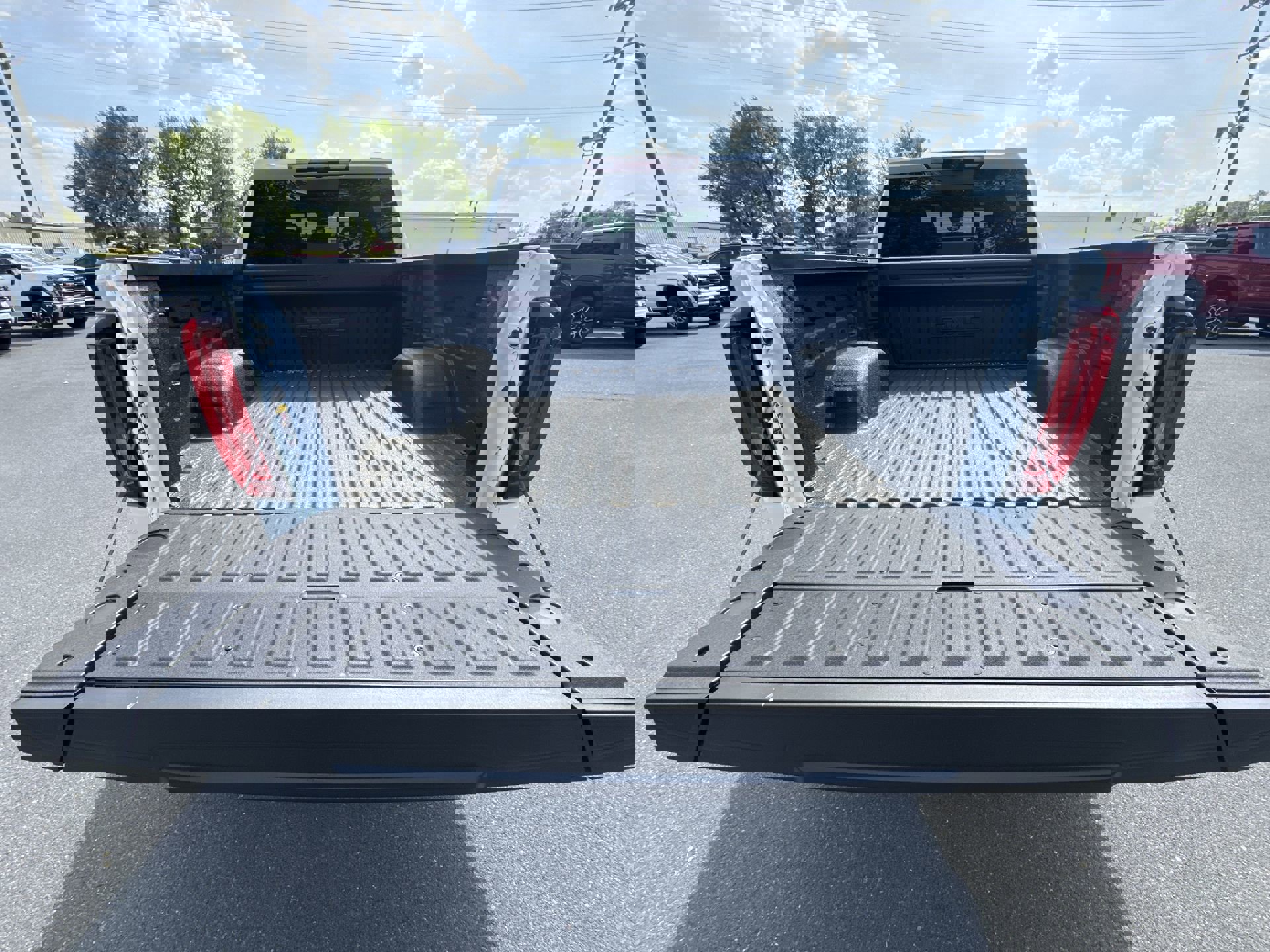 New 2026 GMC Sierra 1500 AT4 w/ AT4 Premium Package AWD/4WD image 21