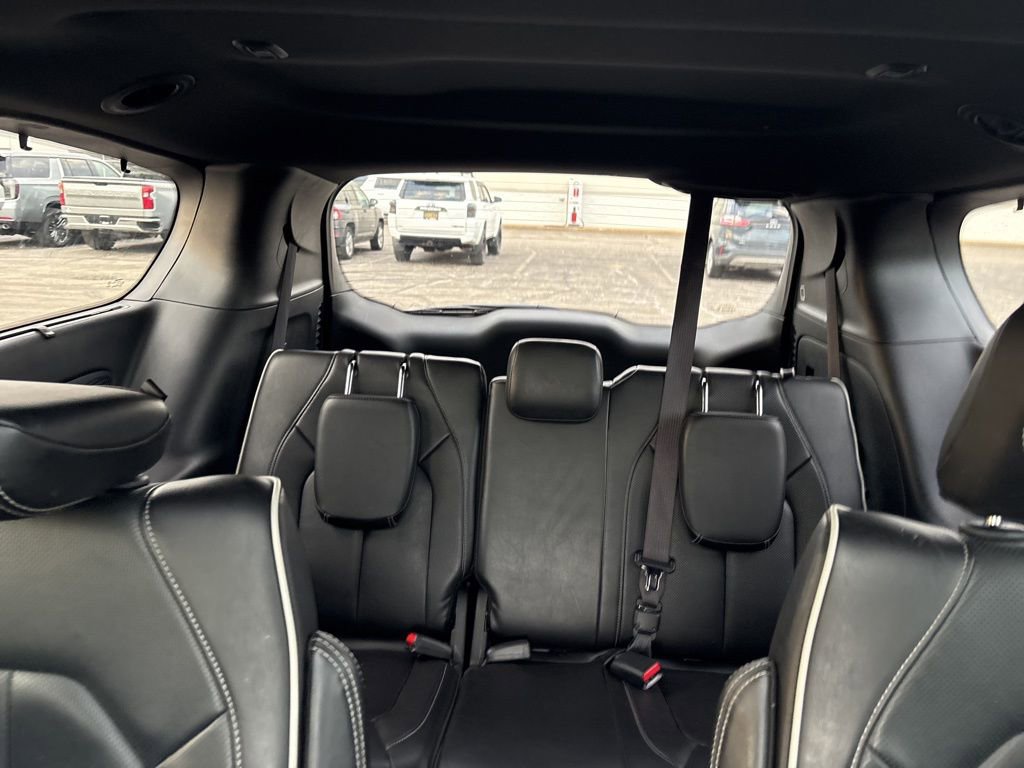 Used 2025 Chrysler Pacifica Limited image 53