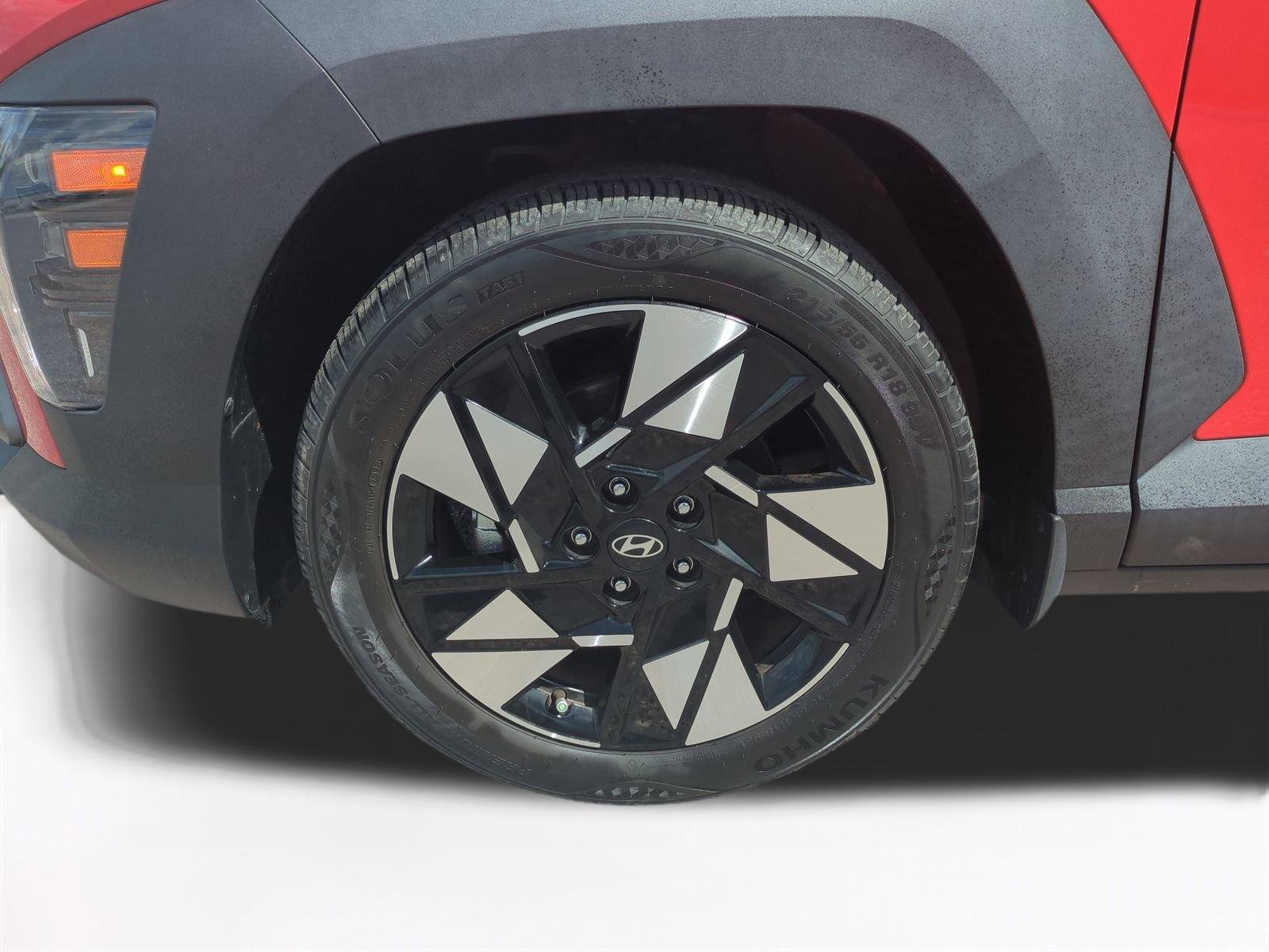 Certified 2024 Hyundai Kona SEL FWD image 11