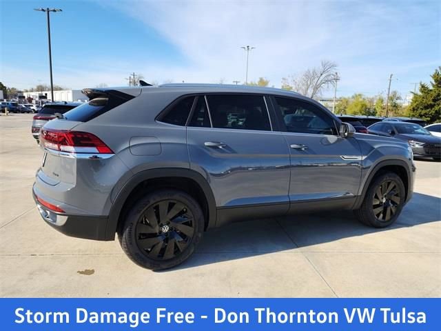 New 2026 Volkswagen Atlas Cross Sport SE image 2