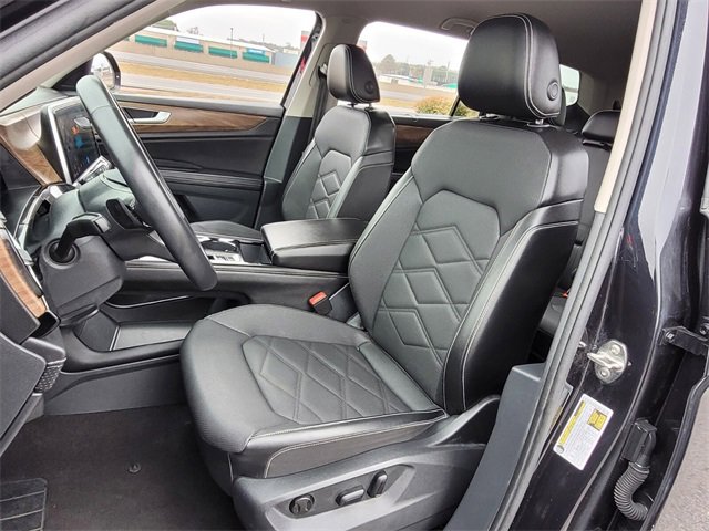 Used 2024 Volkswagen Atlas SE image 8