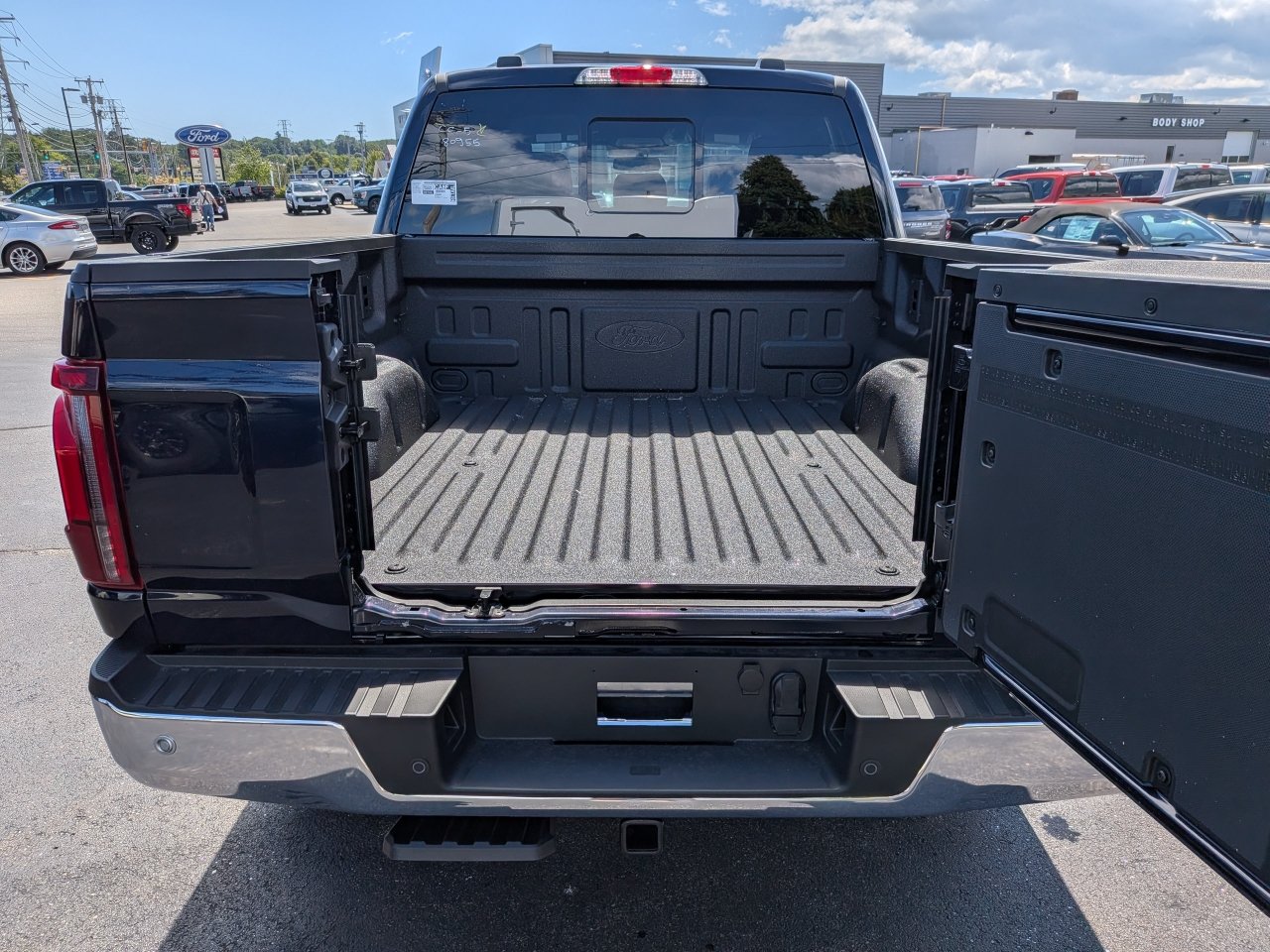 New 2026 Ford F150 Lariat w/ Equipment Group 502A High AWD/4WD image 13