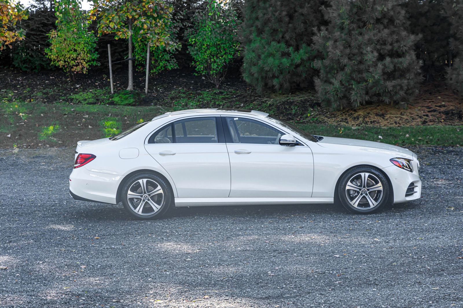 Used 2019 Mercedes-Benz E 300 image 10